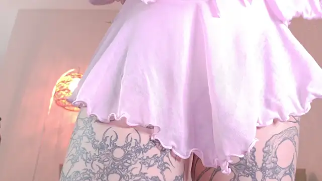 Yuriko May online show from 10, 6, 2026