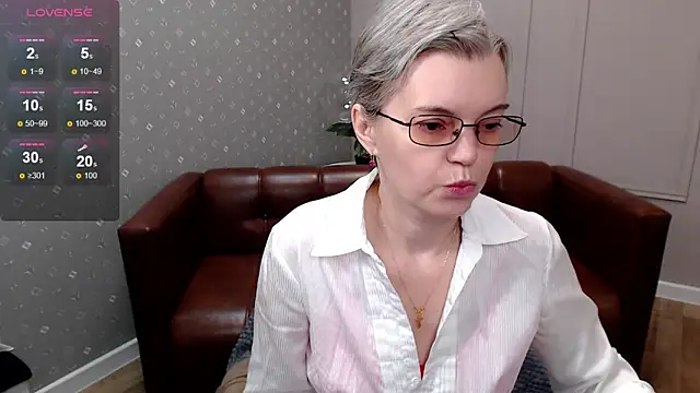 Cutie Erikaa1 online show from 24, 3, 2026