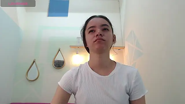 Mia-kalinfa online show from 26, 2, 2025