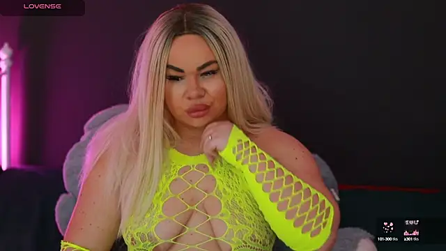 MissLilaa online show from 11, 12, 2024