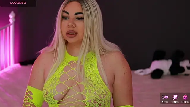 MissLilaa online show from 21, 12, 2024