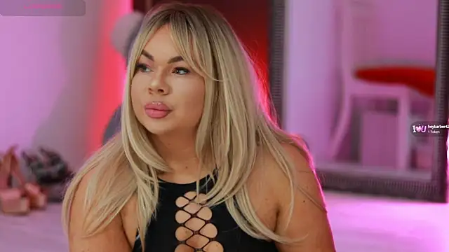 MissLilaa online show from 13, 3, 2025