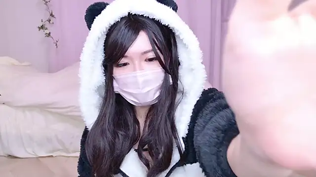 Snapshot of NAMI_s2 chatting on 10, 2, 2025 NAMI s2 online show from 10, 2, 2025