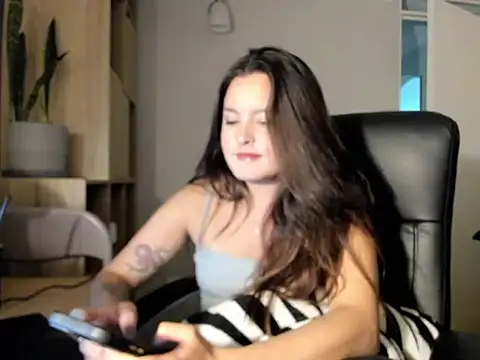 Snapshot of AmandaCallum chatting on 2, 6, 2026 AmandaCallum online show from 2, 6, 2026