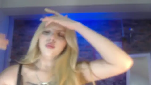 Snapshot of Kitty_fox_b chatting on 11, 2, 2025 Kitty fox b online show from 11, 2, 2025