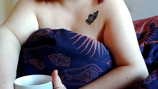 Snapshot of Tallulah-mae-xoxox chatting on 3, 3, 2025 Tallulah-mae-xoxox online show from 3, 3, 2025