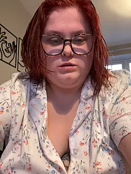 Snapshot of Tallulah-mae-xoxox chatting on 10, 3, 2025 Tallulah-mae-xoxox online show from 10, 3, 2025