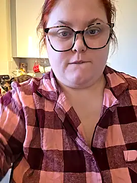 Snapshot of Tallulah-mae-xoxox chatting on 21, 9, 2025 Tallulah-mae-xoxox online show from 21, 9, 2025