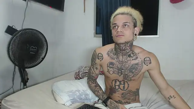 karitto  online show from 4, 12, 2024