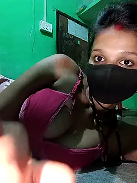 Hoty girl 143 online show from 12, 2, 2026