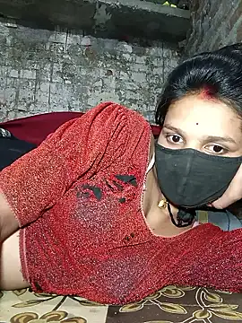 Hoty girl 143 online show from 25, 4, 2026