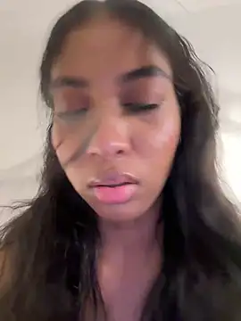 IamCrystal2 online show from 6, 4, 2026