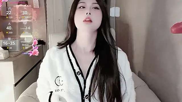 Snapshot of Blossom-666 chatting on 18, 1, 2026 Blossom-666 online show from 18, 1, 2026