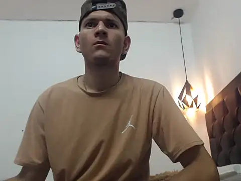 Latin Boy24 online show from 4, 10, 2025