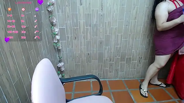 solyeria online show from 3, 10, 2025