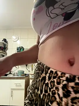 Snapshot of Bia_sexynovaes chatting on 23, 12, 2025 Bia sexynovaes online show from 23, 12, 2025