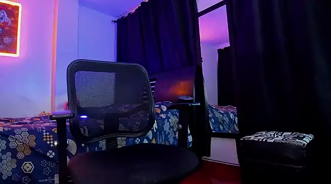 Giomar Reyes online show from 13, 2, 2025