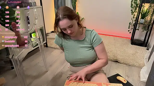 Snapshot of Lella_Ryann_ chatting on 28, 2, 2025 Lella Ryann online show from 28, 2, 2025