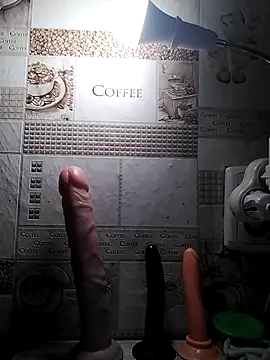 Holly-69 online show from 23, 4, 2026