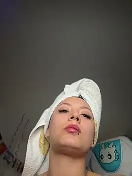 Snapshot of missycanoo chatting on 7, 7, 2026 missycanoo online show from 7, 7, 2026