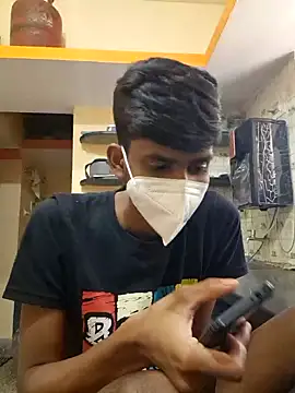 KissesBoyAD online show from 10, 12, 2024