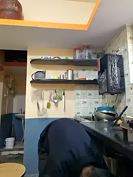 KissesBoyAD online show from 14, 12, 2024