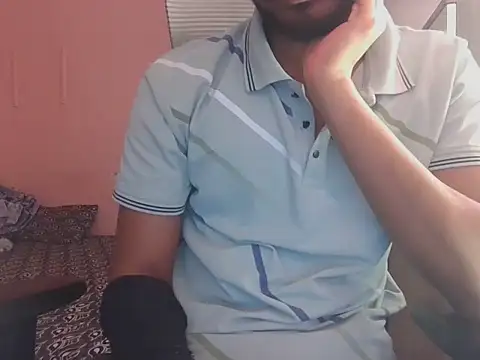 KissesBoyAD online show from 29, 11, 2025