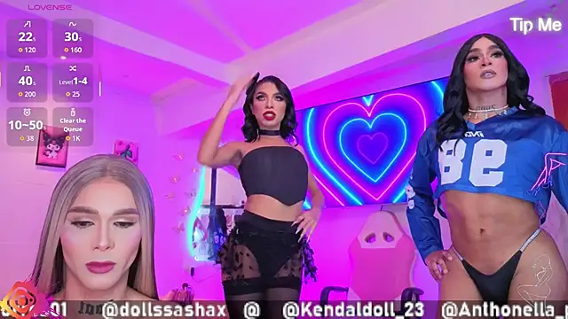 Snapshot of hotexoticbrunettes_24cm chatting on 8, 11, 2025 hotexoticbrunettes 24cm online show from 8, 11, 2025