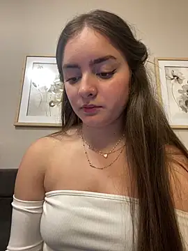 imlindapink online show from 26, 2, 2025