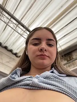 imlindapink online show from 10, 4, 2026