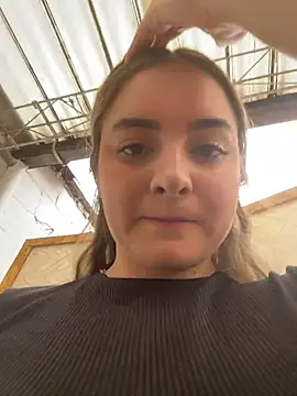 imlindapink online show from 18, 6, 2026