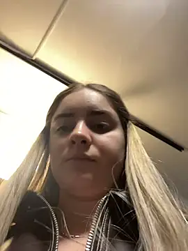 imlindapink online show from 11, 7, 2026