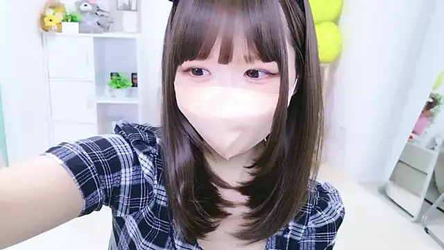 Snapshot of 328_mitsuha chatting on 20, 4, 2026 328 mitsuha online show from 20, 4, 2026