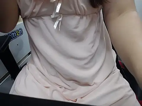 Hotqueensex online show from 2, 10, 2025