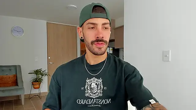 Guyinthemountain online show from 25, 12, 2024