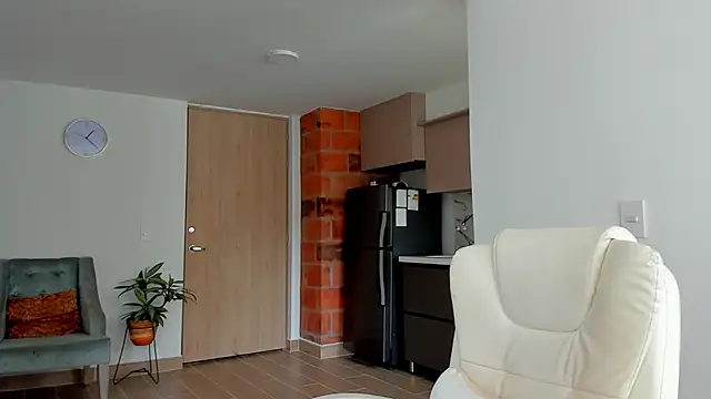 Guyinthemountain online show from 4, 1, 2025