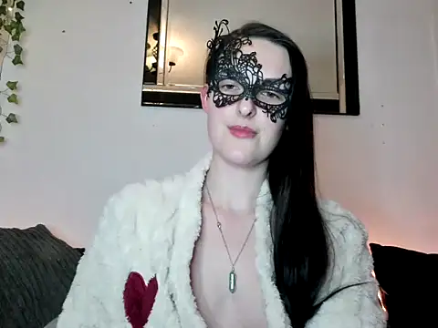 LexiSnowUK online show from 9, 1, 2025