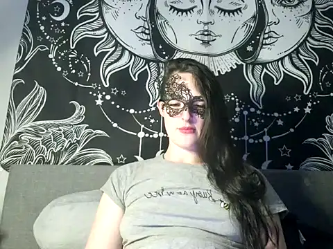 LexiSnowUK online show from 9, 2, 2025