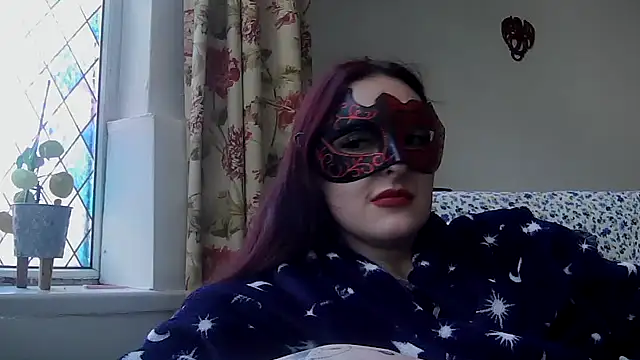 LexiSnowUK online show from 22, 4, 2026