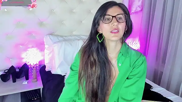  jade white  online show from 10, 3, 2025