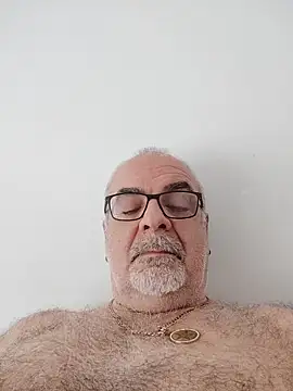 Satiro Sevilla online show from 19, 4, 2026