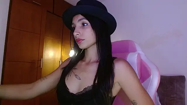 AnnitaSerna  online show from 30, 10, 2025