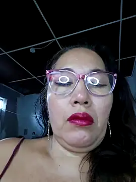 Snapshot of anniecoopeer chatting on 3, 3, 2025 anniecoopeer online show from 3, 3, 2025