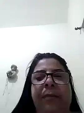 coroadelicia45 online show from 18, 12, 2024