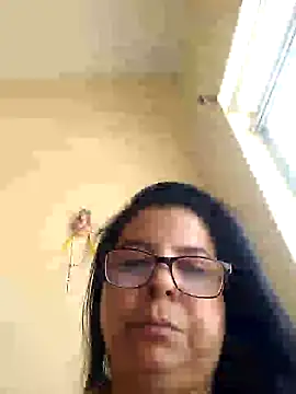 coroadelicia45 online show from 9, 1, 2025