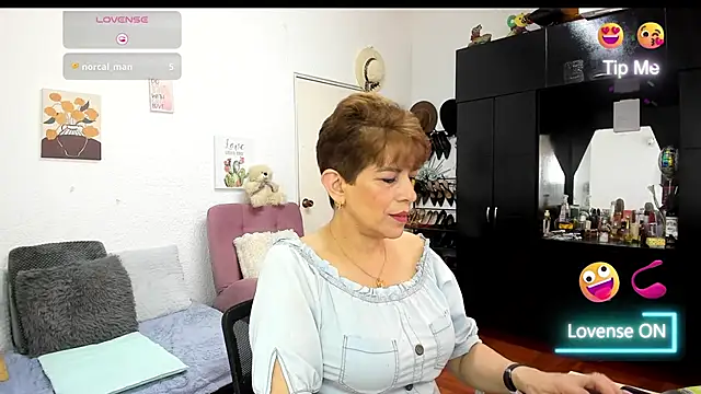 Angelina Stone 65 online show from 18, 1, 2026