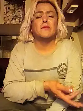 HoneyBdaQueen online show from 28, 9, 2025