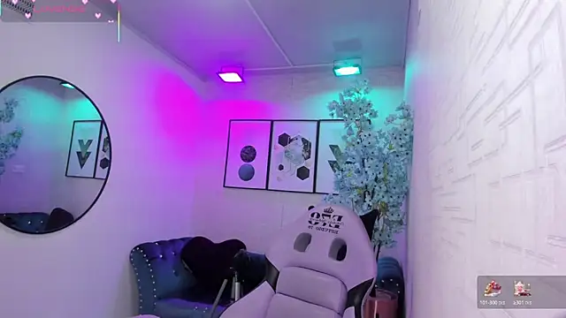 Tiara rr online show from 23, 4, 2026