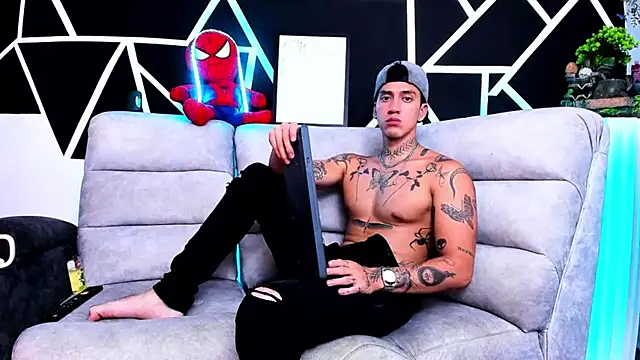 JUSTIN FULLER1 online show from 10, 3, 2025