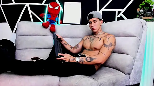 JUSTIN FULLER1 online show from 23, 3, 2025